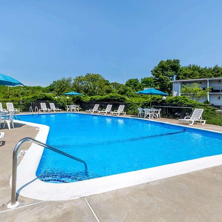 Rodeway Inn Mystic Bagian luar foto