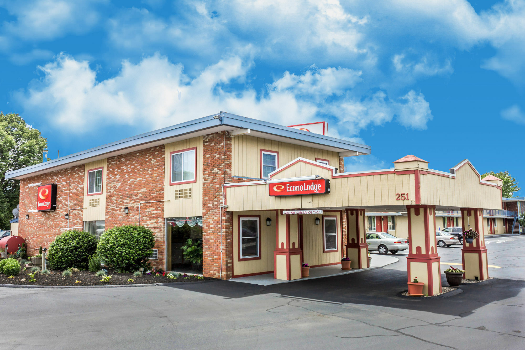 Rodeway Inn Mystic Bagian luar foto