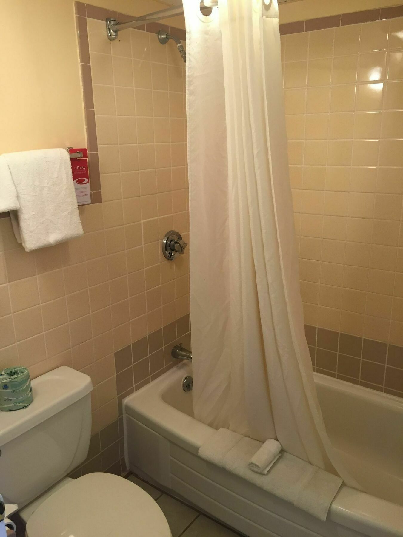 Rodeway Inn Mystic Bagian luar foto